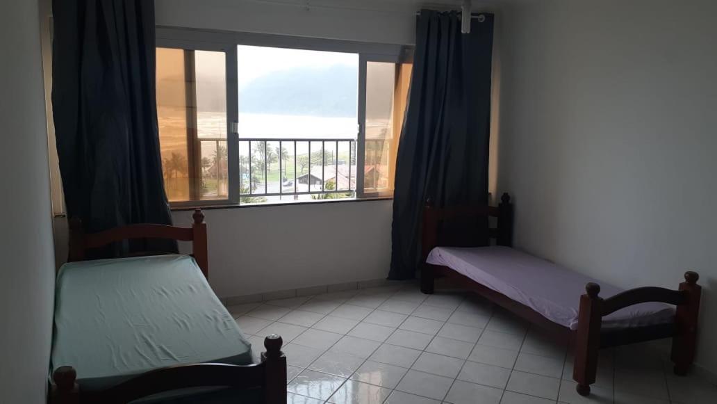 Apartamento frente a praia Peruíbe Exterior foto